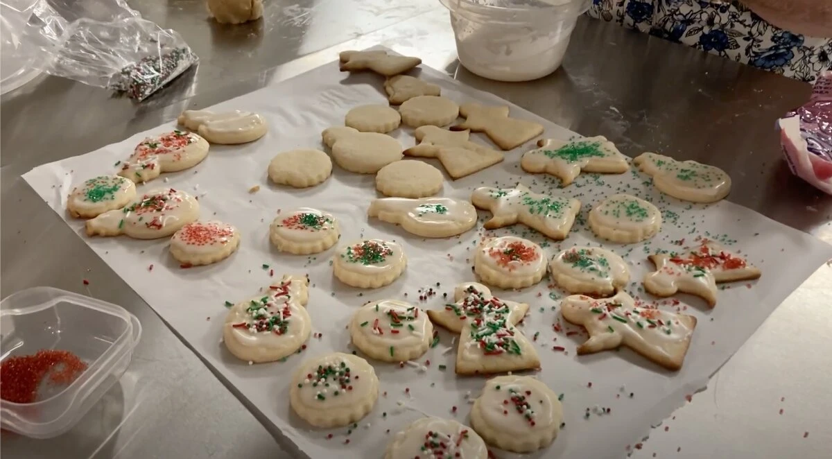Baking cookies on Christmas in senior homes